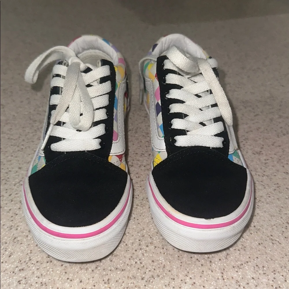 Vans Missy Rainbow Checkerboard Old Skool sneakers Kids size 12
